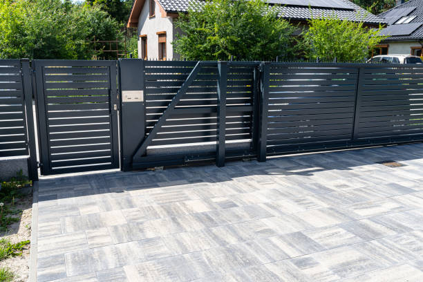 Best Custom Driveway Design and Paving in Pawnee, IL